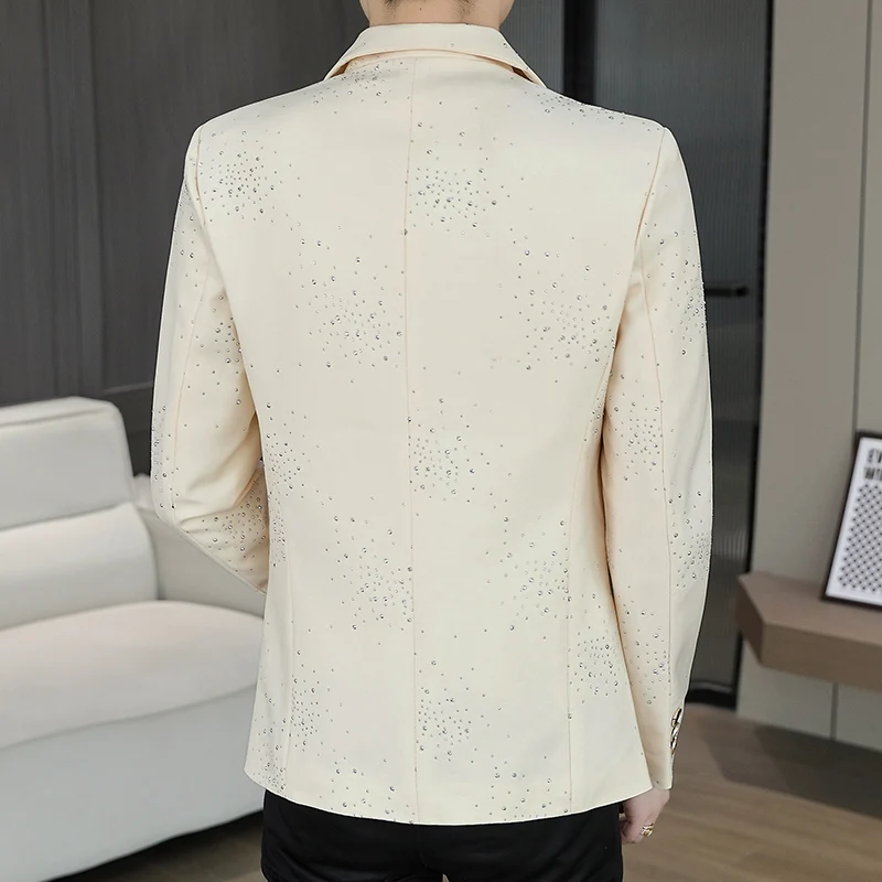 The autumn suit is a trendy, cool and high-end style with a hot diamond design. It is a fashionable young man's suit jacket - Image 5